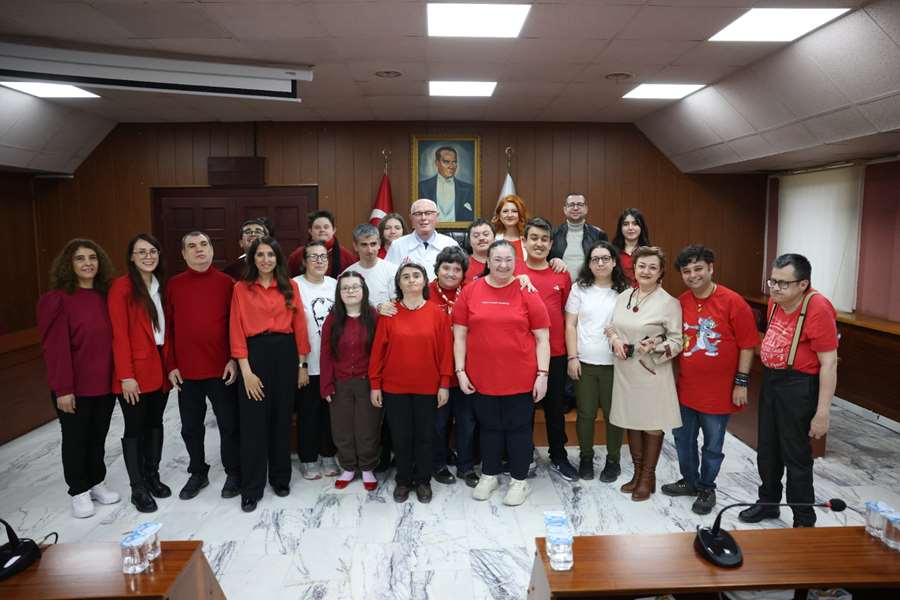 Özel çocuklardan Odunpazarı Belediyesi’ne anlamlı ziyaret