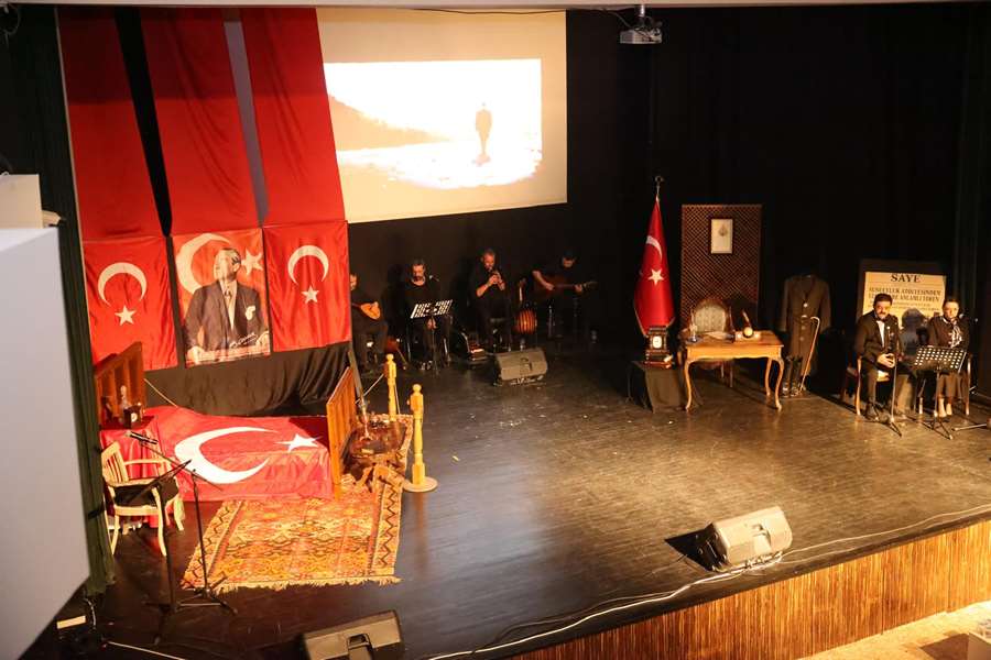 “Senin Sayende…” Programında Atatürk sevgisi yürekleri ısıttı