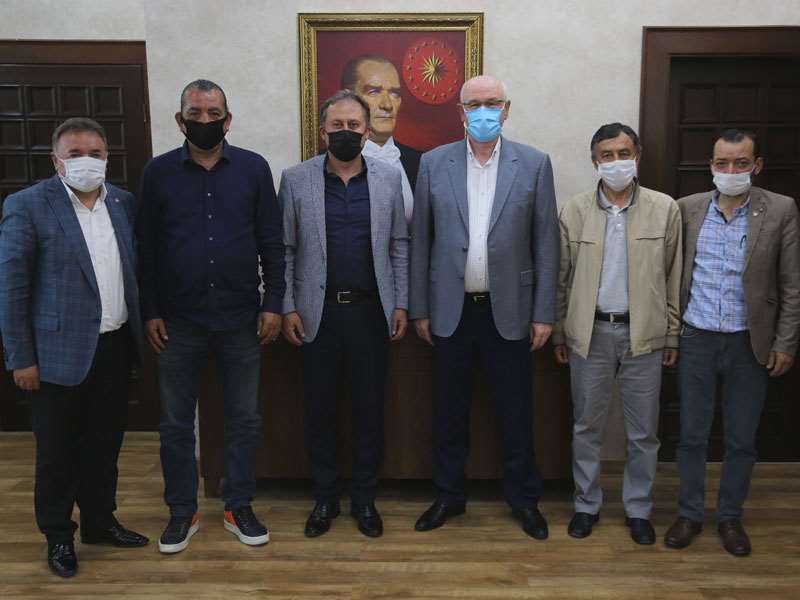 Eskişehir Amatör Spor Kulüpleri Federasyonu Başkan Kurt’u ziyaret etti