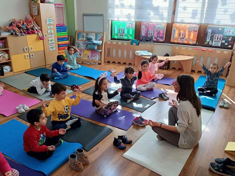 Odunpazarı Belediyesi kreşlerinde çocuklar yogayla tanıştı