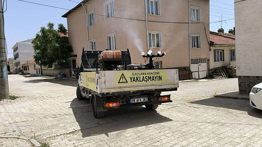 Odunpazarı Belediyesi yıl boyunca sürdürdüğü ilaçlama çalışmalarına hız verdi  