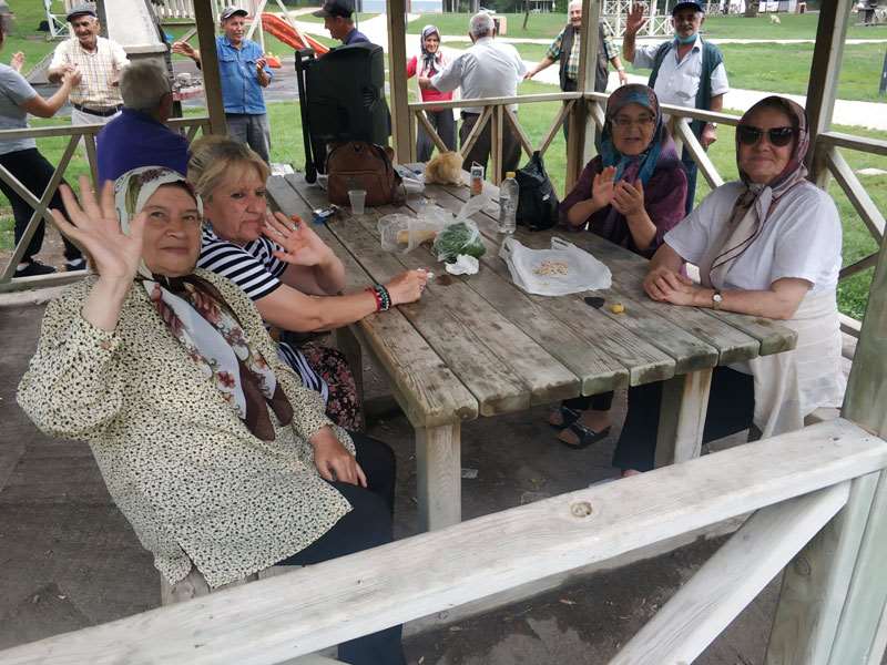 Odunpazarı kıdemli vatandaşlar için piknik düzenledi