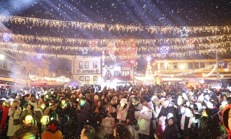 Odunpazarı’nda Yeni Yıl Coşkusu Meydanlara Sığmadı