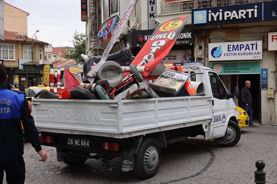 Zabıta ekiplerinden kurallara uymayan esnafa sıkı denetim