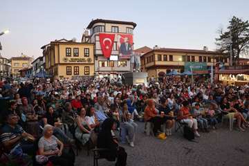 Açık Hava Film Günleri ve müzik dinletileri ileri bir tarihe ertelendi