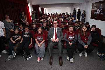 Başkan Kurt Ataçağ Koleji’nde öğrencilerle buluştu