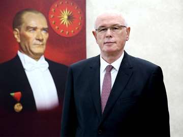 Başkan Kurt’tan Anneler Günü mesajı