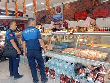 Odunpazarı’nda bayram öncesi kasap ve şeker denetimi