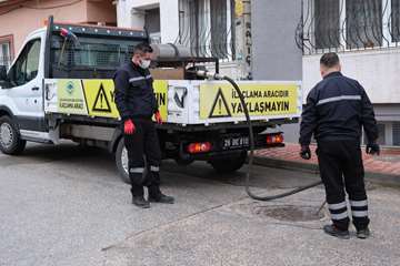 Odunpazarı’nda rögar ve kanalizasyonlarda kışlak mücadelesi devam ediyor